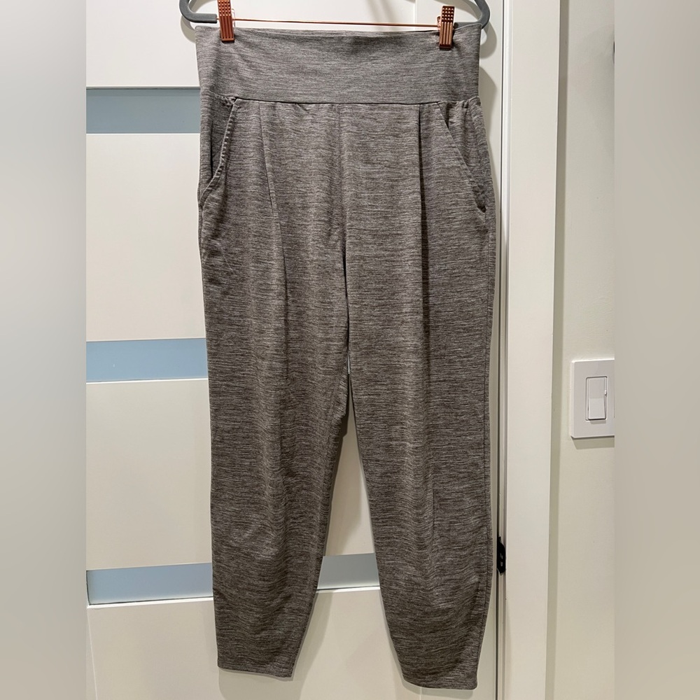Vuori Lux At Ease Harem Style Pants Clay Heather Gray Medium View 2